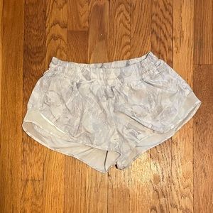 Lululemon hotty hot shorts
